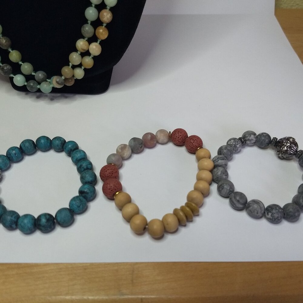 Stone Round Bead Necklace & Bracelet Lot Multicolor 2 Necklaces 3 Bracelets Boho - Picture 4 of 11